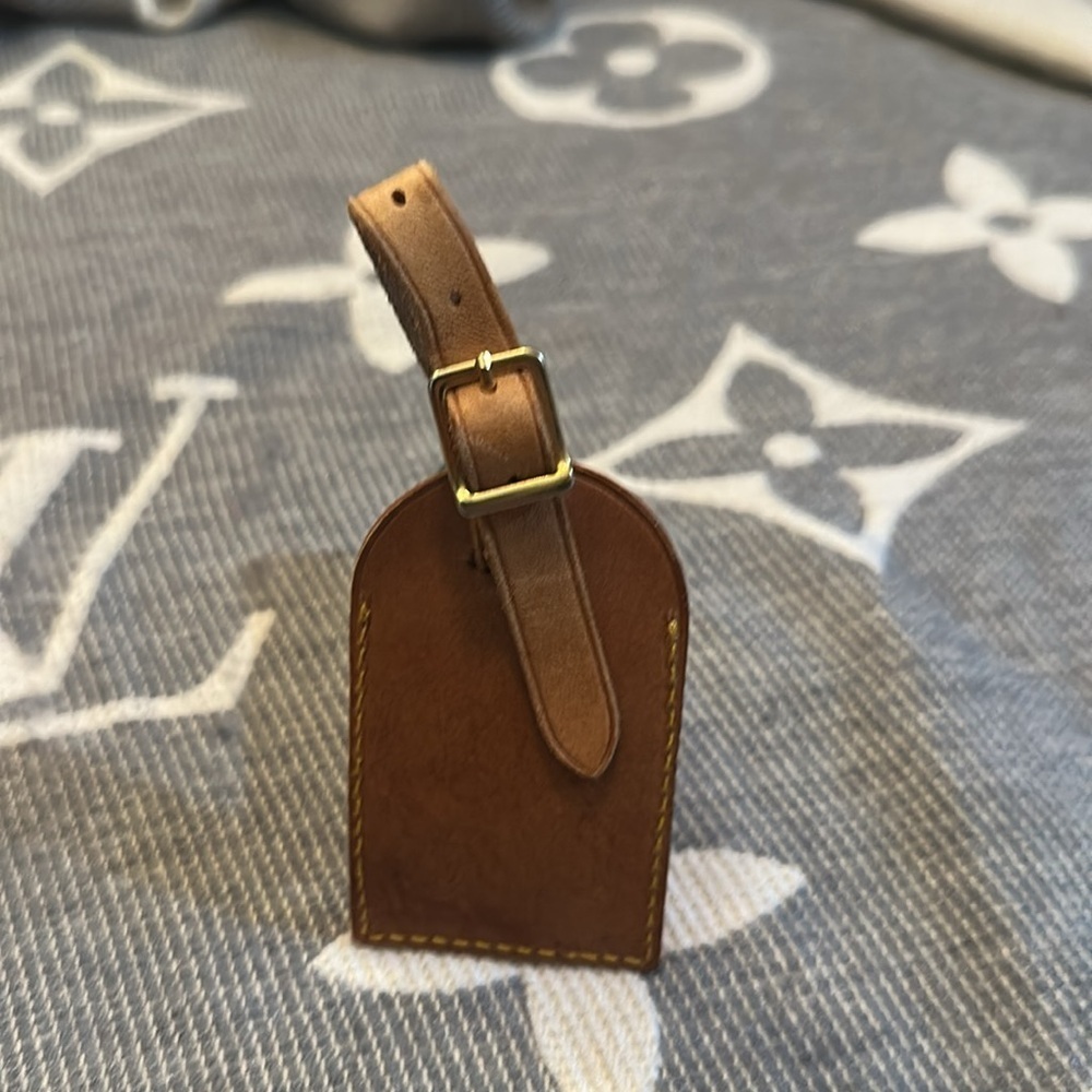 Louis Vuitton Tan Leather Luggage Tag - Picture 2 of 2